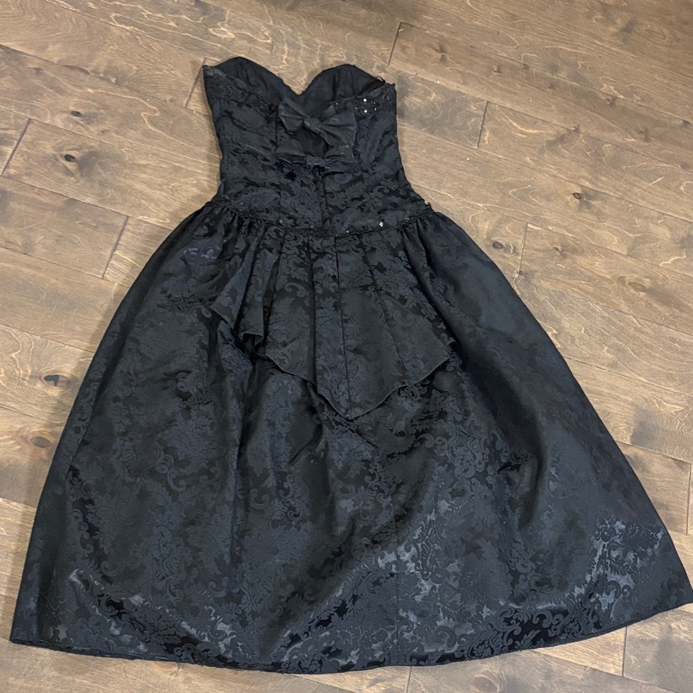 Scott McClintock Black Strapless Dress with Floral Design - Picture 6 of 11